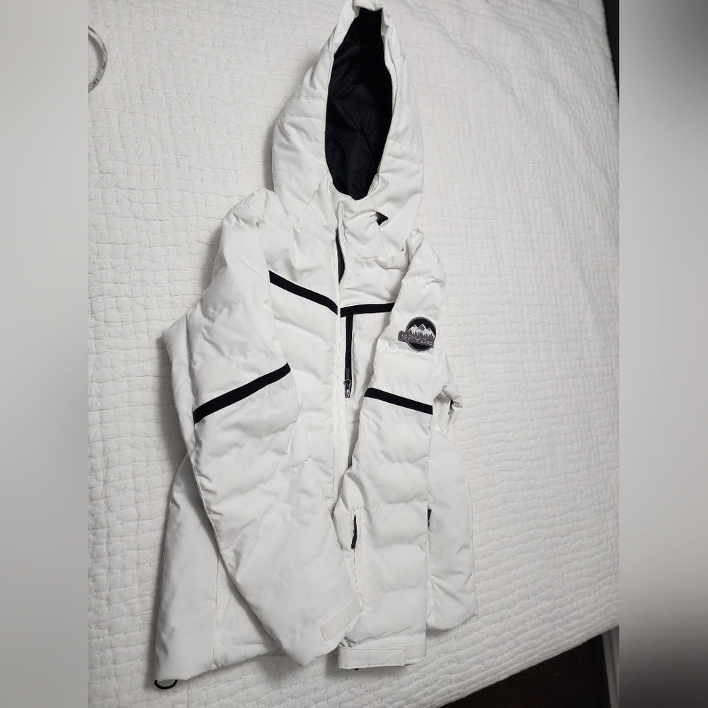 Spyder White Ski & Snow Jacket